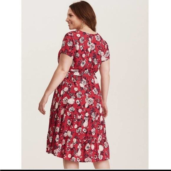 TORRID fuchsia floral challis midi dress plus size 4 4X - Picture 7 of 7